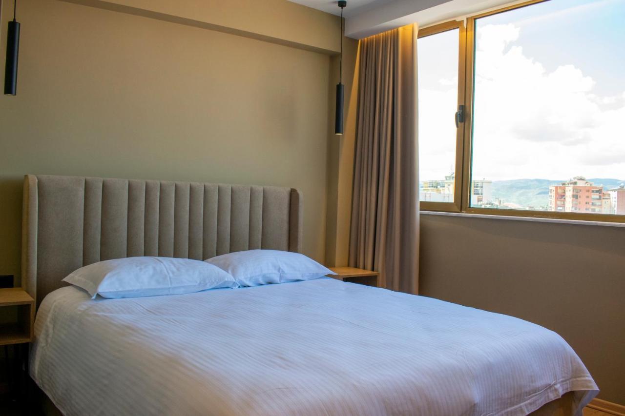 Bocca Hotel Корча Экстерьер фото