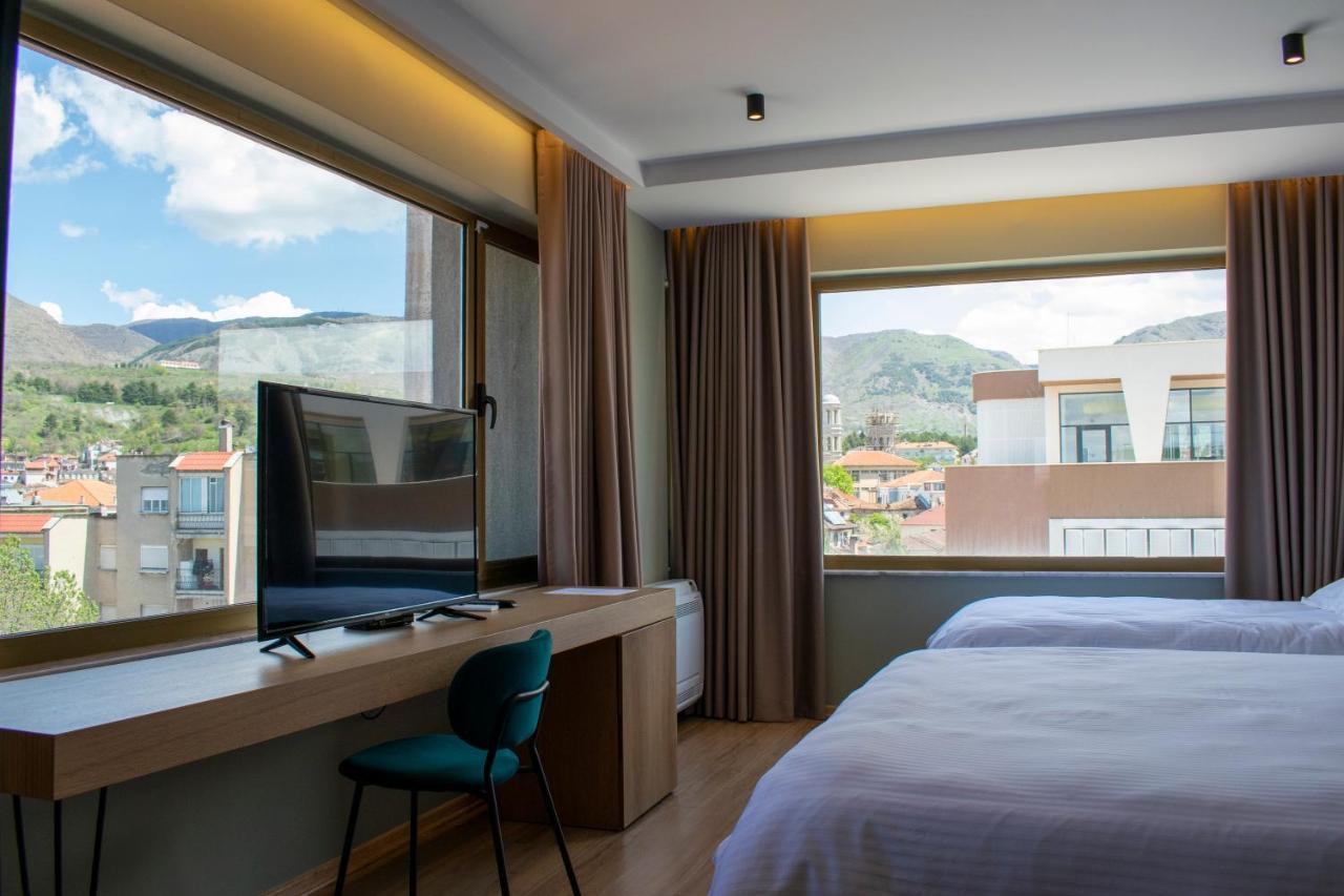 Bocca Hotel Корча Экстерьер фото